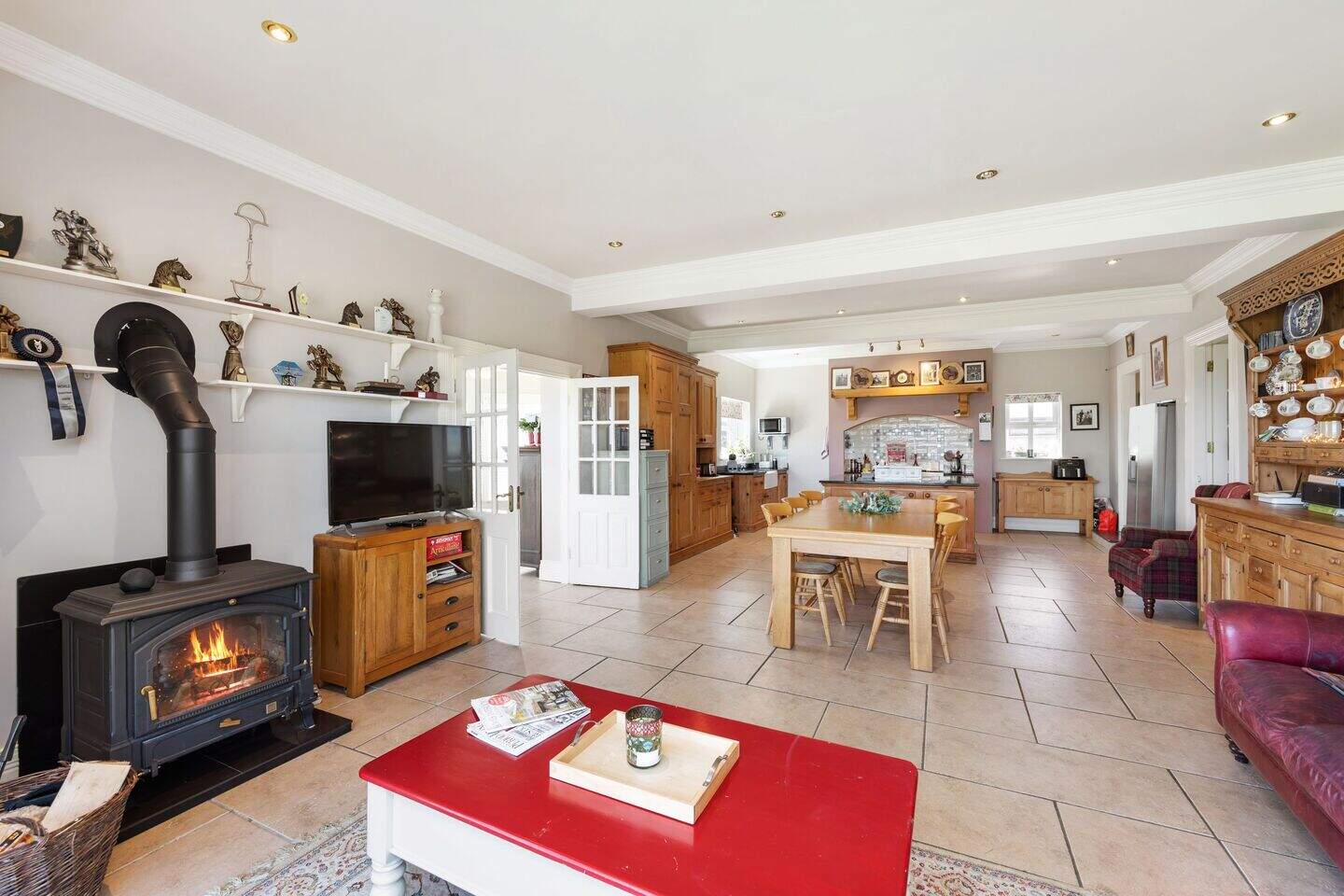 Cool coastal residence in Waterford features cinema, paddocks and ...